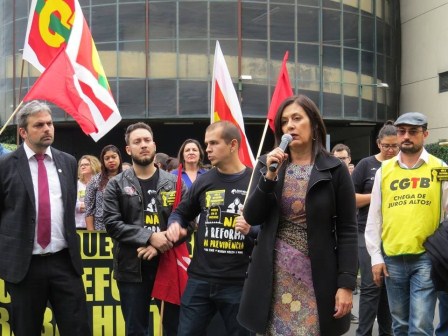 Mesmo com a derrota na reforma trabalhista, a luta em defesa dos direitos dos trabalhadores vai continuar, disse Vidor